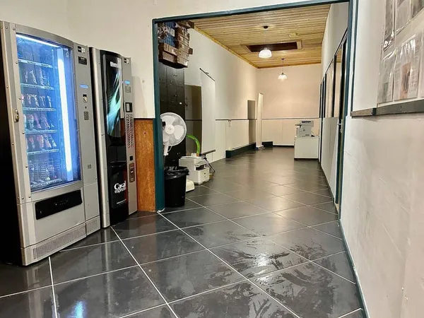 Bureau 12 m²