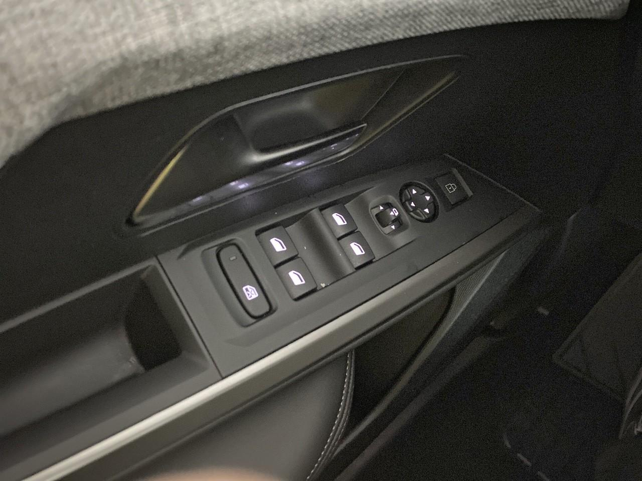 Peugeot 3008 electrique 210 ch 73 kwh allure — photo 20
