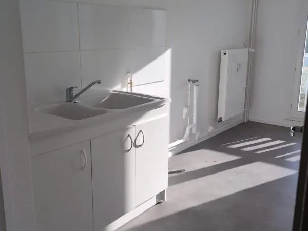 Appartement 1 pièce 76 m²