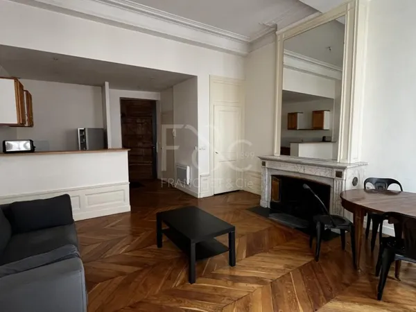 T2 meublé de 56m² situé rue Vaubecour