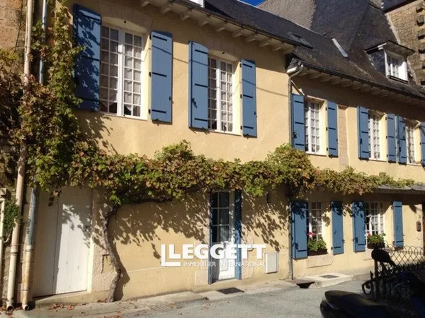 Maison 8 pièce(s), MONTIGNAC