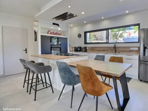 Propriété 4 pièces 90 m²