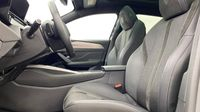 Peugeot 308 1.2 Hybrid 136ch GT e-DCS6 — photo 9