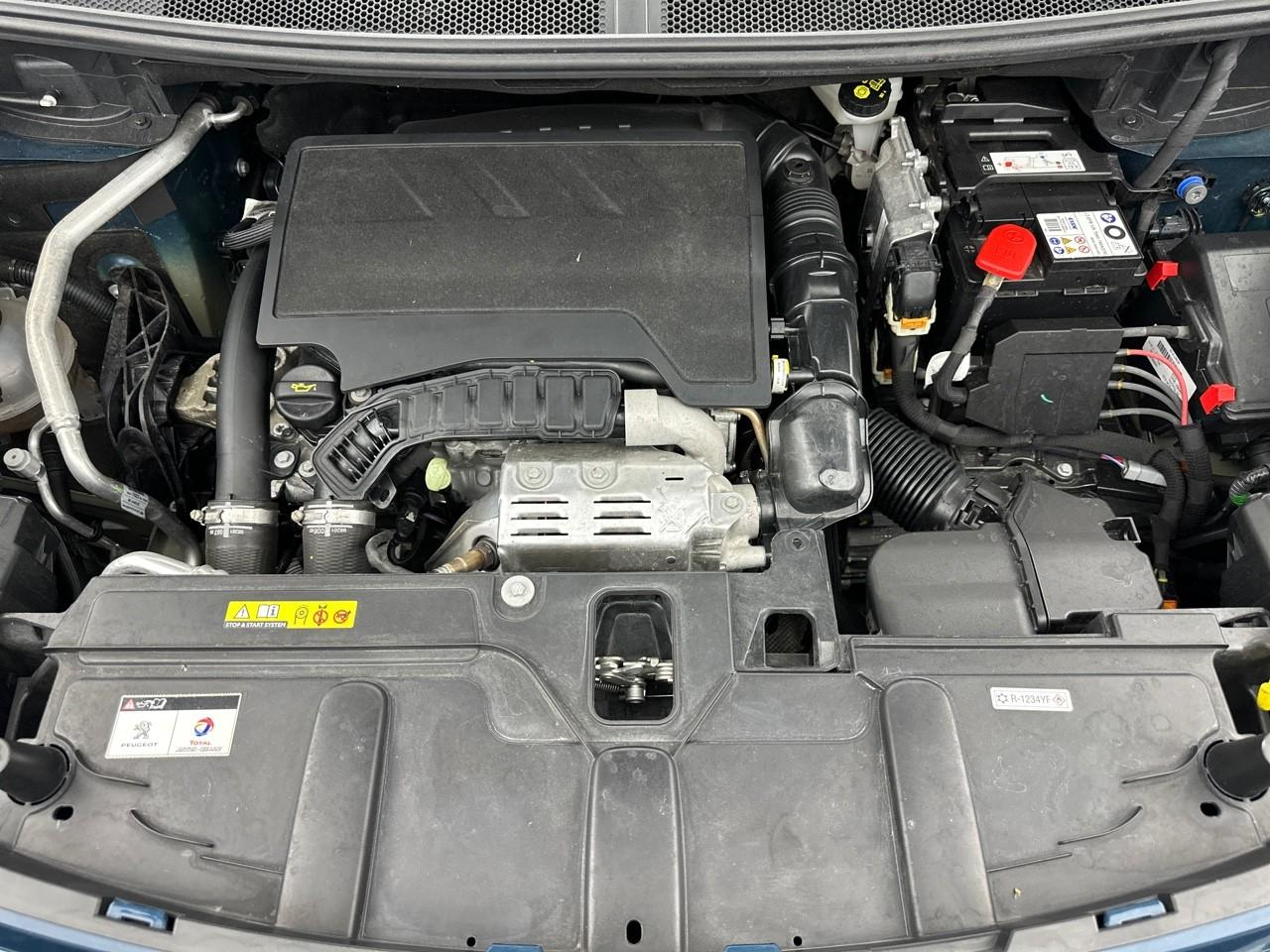 Peugeot 3008 puretech 130ch s&s bvm6 allure pack — photo 13