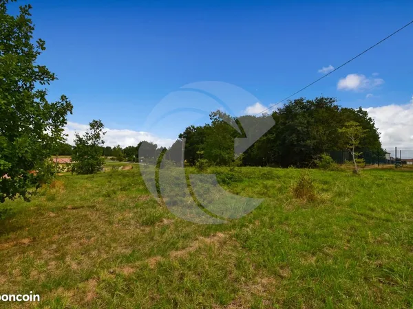 Terrain 1000 m² L HONOR DE COS