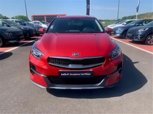 Kia Xceed 1.0l t-gdi 120 ch isg bvm6 — photo 3