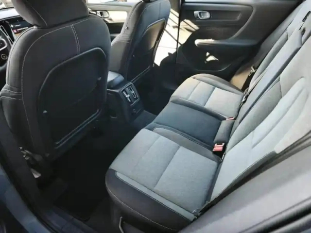 Volvo Xc40 t4 recharge 129 + 82ch inscription business dct 7 — photo 20