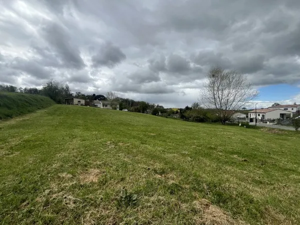 Terrain 1250 m²