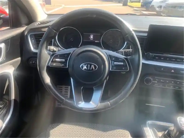 Kia Xceed 1.0l t-gdi 120 ch isg bvm6 — photo 10