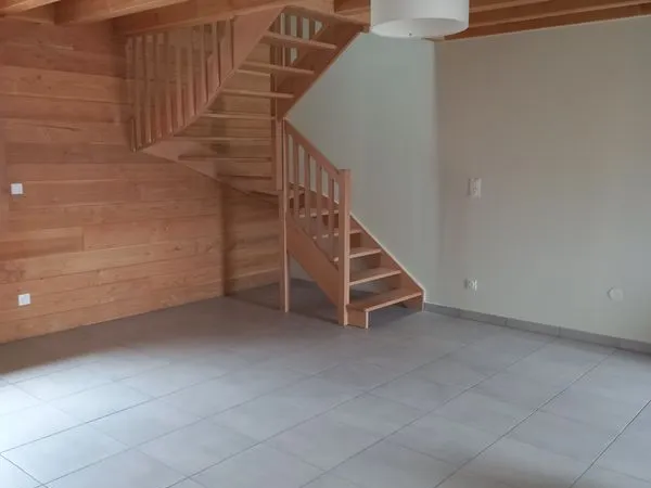 LOUE APPART 70 m2+ PLATEAU 35 M2