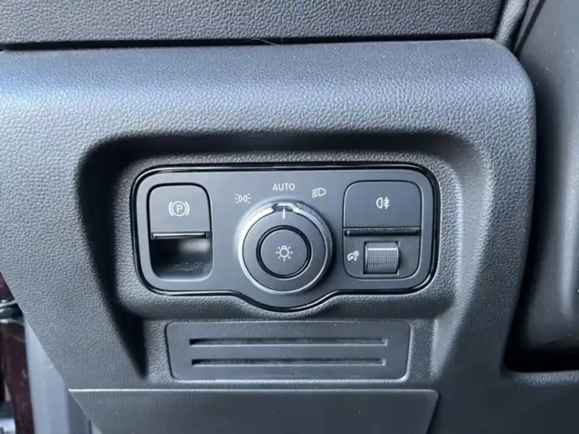 Mercedes Cla 180 / progressive / 5 places / — photo 19