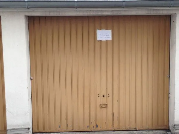 La GARENNE-COLOMBES 92250 : BOX EN SURFACE A LOUER