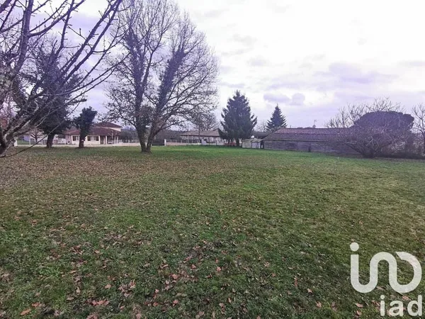 Terrain 2130 m²