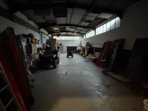 Local commercial