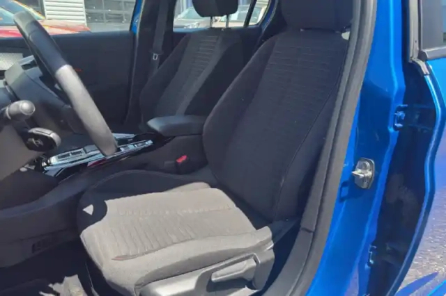 Peugeot 208 electrique 50 kwh 136ch — photo 10