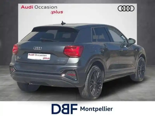 Audi Q2 35 tfsi 150 s tronic 7 s line plus — photo 5
