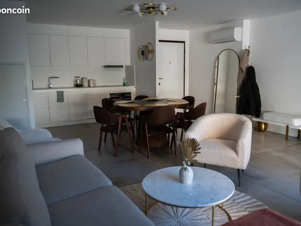 Appartement meublé 75 m² avec rez-de-jardin aménagé - Sainte-Maxime