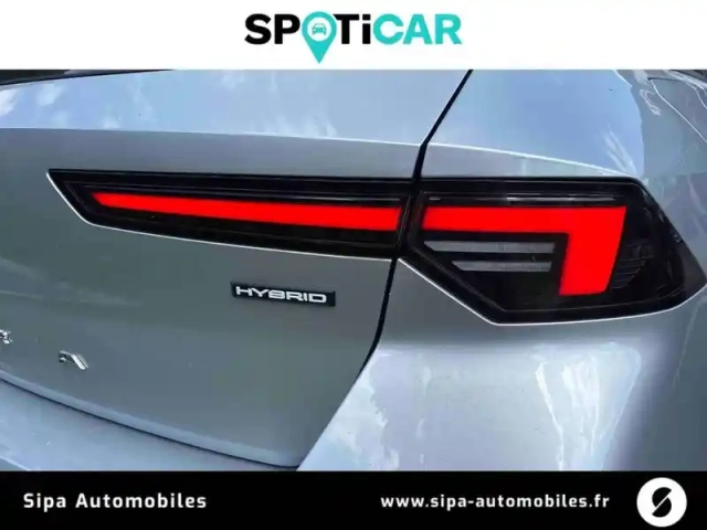 Opel Astra 1.2 turbo hybride 145 ch e-dct6 — photo 27
