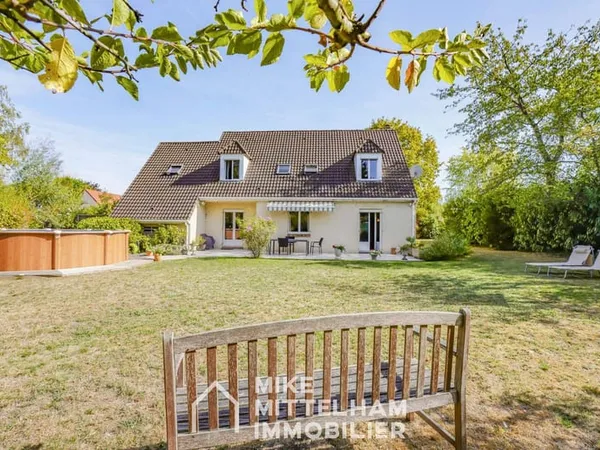 Maison 8 pièces 167 m²