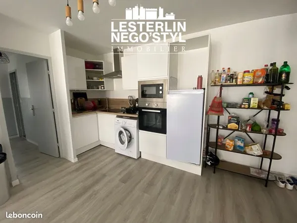 Appartement 1 pièce 100 m²