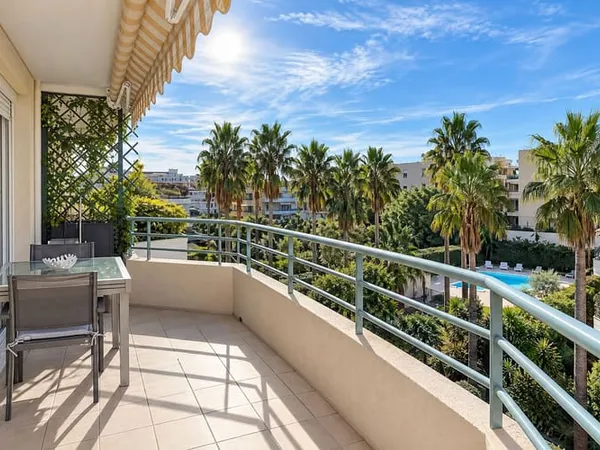 Appartement 4 pièces 84 m²