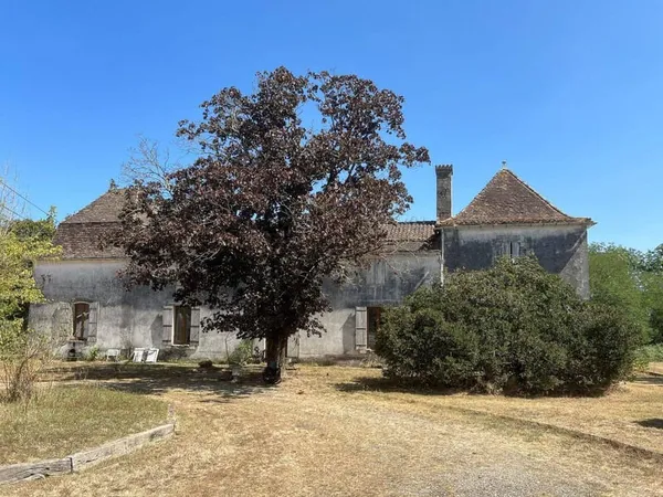 Immeuble 496 m²