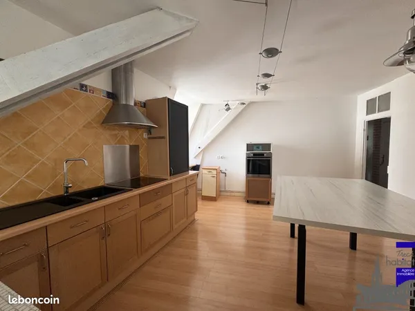 Appartement 5 pièces 169 m²
