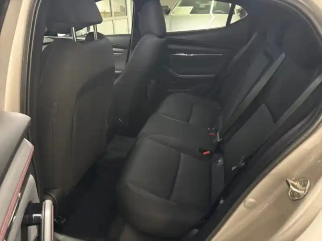Mazda Mazda3 2.0 e-skyactiv-x m-hybrid 186ch homura bva 2025 euro6e — photo 9