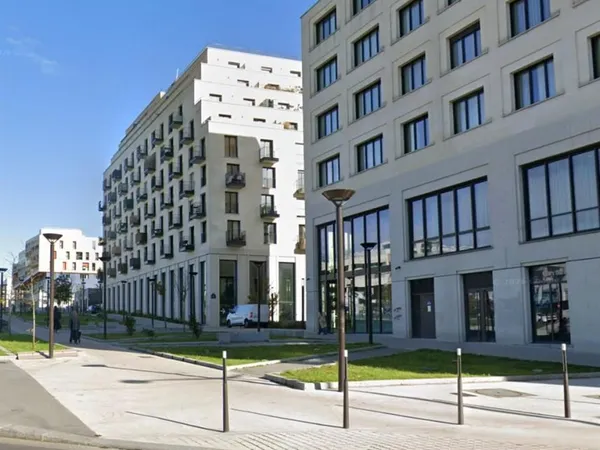 Local commercial 97 m²