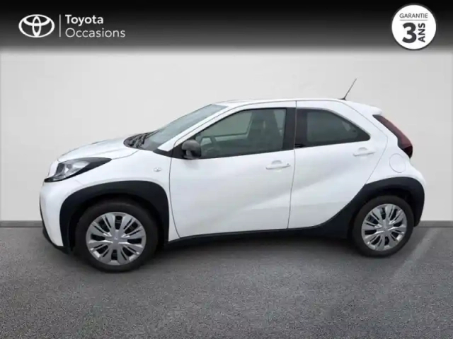 Toyota Aygo x 1.0 vvt-i 72ch dynamic s-cvt my24 — photo 3