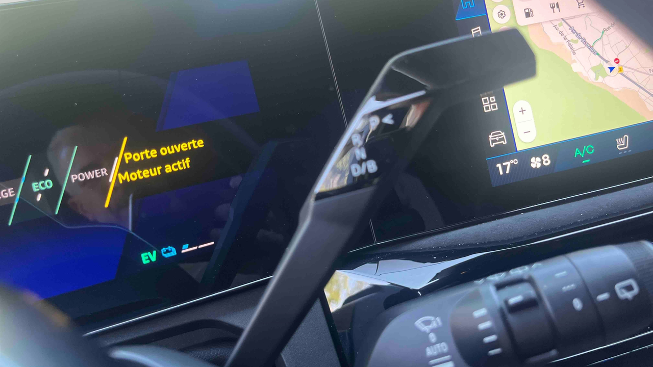 Renault Clio E-Tech full hybrid 160 ch — photo 22