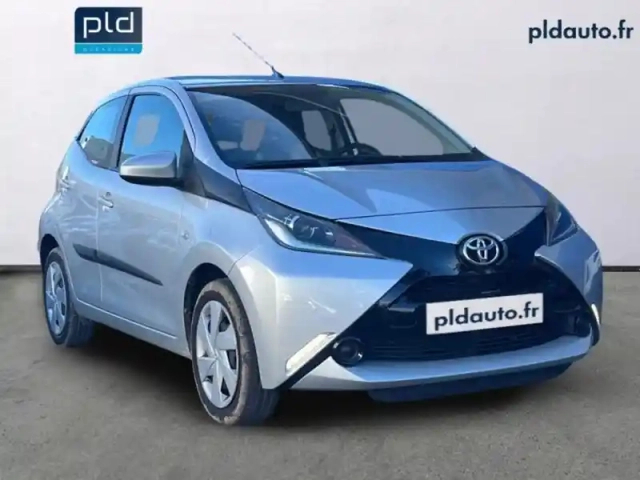 Toyota Aygo 1.0 vvt-i 69ch x-play 5p — photo 6