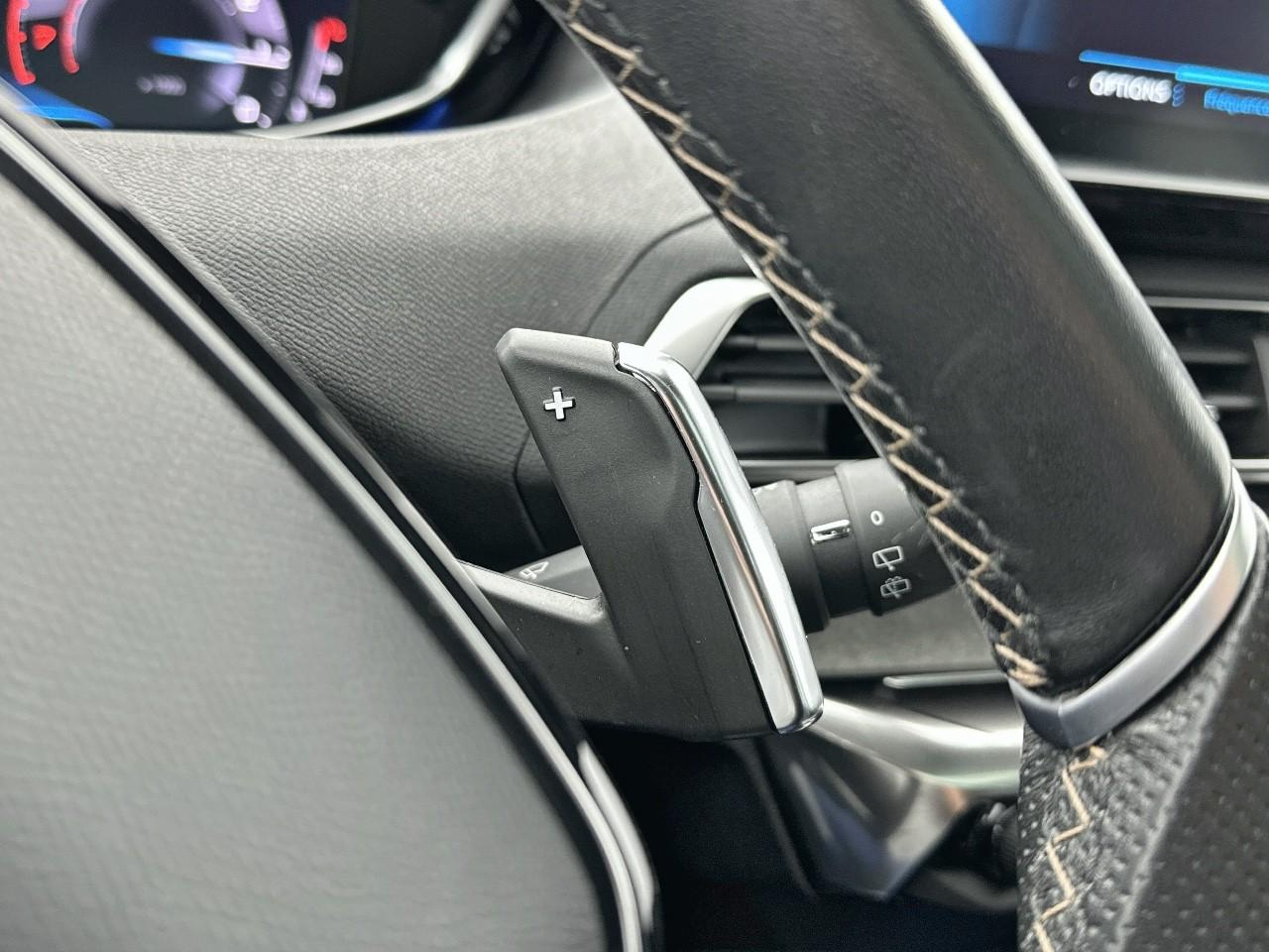 Peugeot 3008 puretech 130ch s&s eat8 gt pack — photo 20