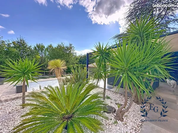 Propriété 7 pièces 207 m²