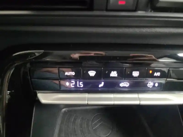 Citroën C3 turbo 100 ch manuelle — photo 21