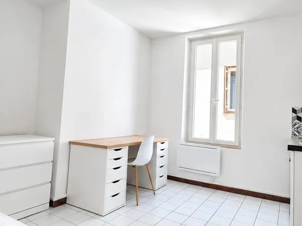 Studio meublé à louer