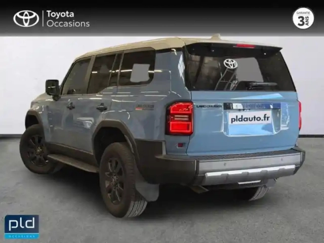 Toyota Land Cruiser 204 d-4d first edition bva — photo 17