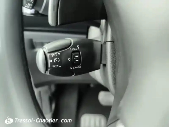 Ds Ds 3 puretech 110 bva so chic — photo 7