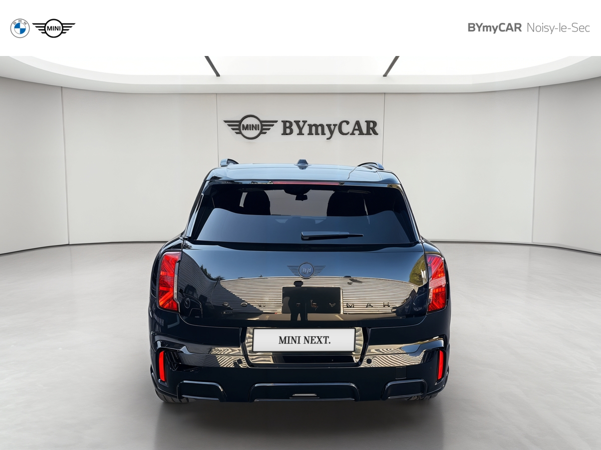 Mini Countryman E — photo 4