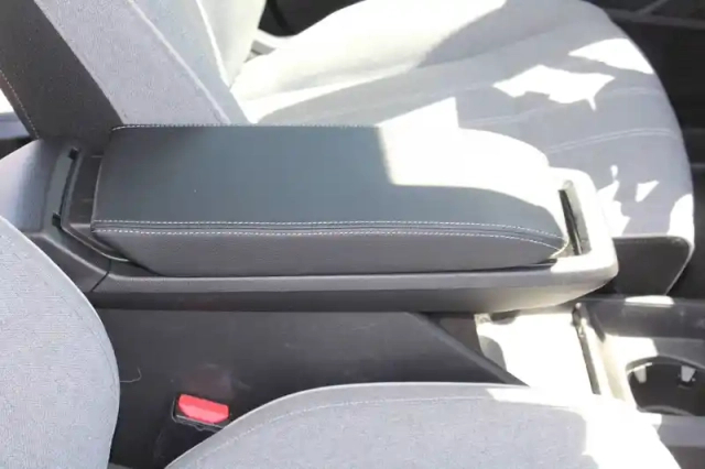 Renault Megane e-tech ev60 220 ch super charge — photo 19