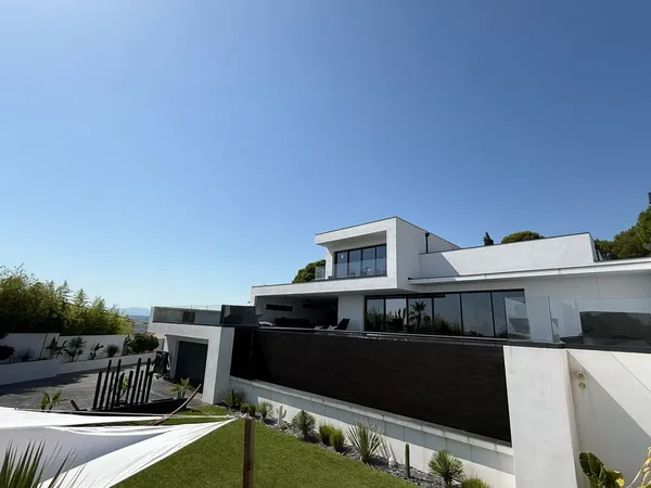 Villa 12 pièces 525 m²