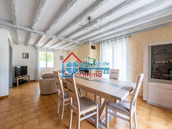 MAISON INDIVIDUELLE SANS VIS-A-VIS