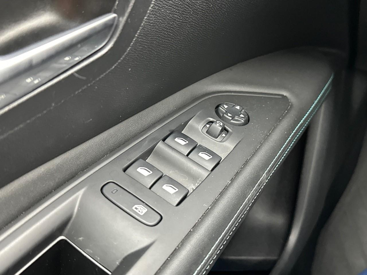 Peugeot 3008 hybrid 225 e-eat8 allure — photo 16