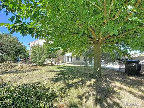 Maison 6 pièces 160 m²