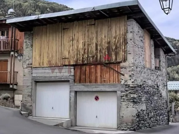 GARAGE ENTREPOT