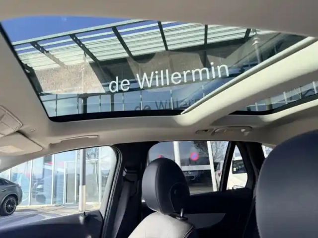 Mercedes Glc 300e 4matic suv amg line — photo 12