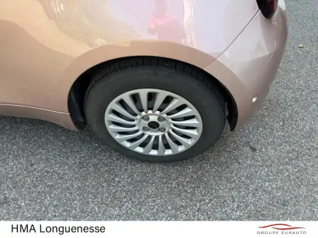 Fiat 500 e 95ch pack confort my23 — photo 13
