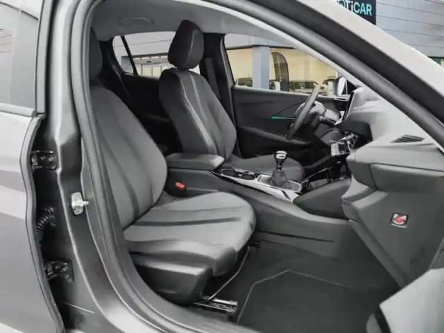 Peugeot 208 puretech 100 s&amp;s bvm6 allure — photo 9