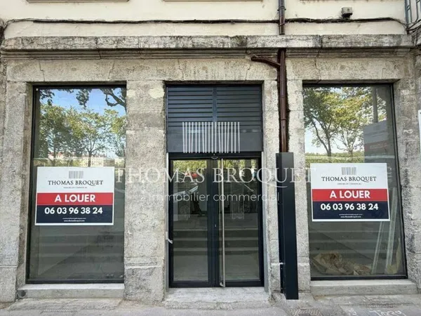 Local commercial 87 m²