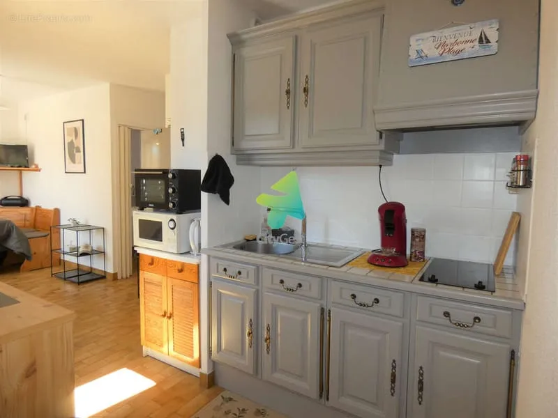 Photo 5